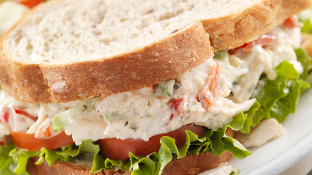 Can dogs eat chicken salad sandwiches |